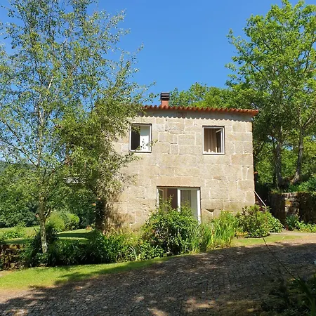 Holiday home Haus Jenseits Des Flusses Alvite